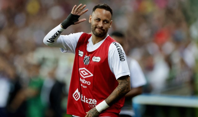 外媒：巴西法院撤销对内马尔开出的逾300万美元环境罚单