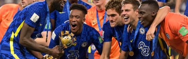 九游网-【观察】给世界冠军降降温 蓝军捧杯仍难掩尴尬一面