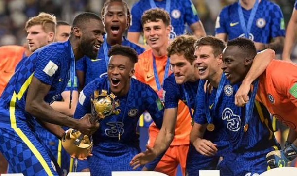 九游网-【观察】给世界冠军降降温 蓝军捧杯仍难掩尴尬一面